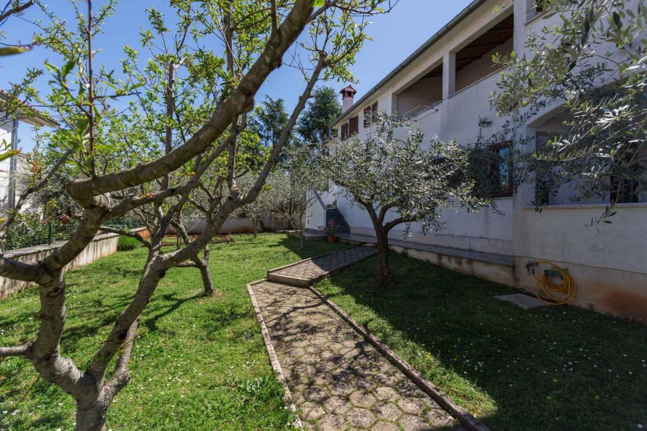 Apartment In Porec/istrien 9863